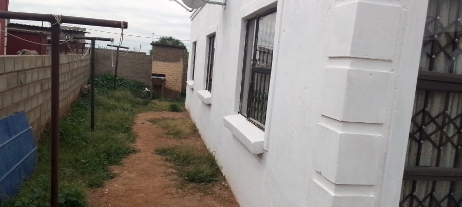 3 Bedroom Property for Sale in J B Mafora Free State